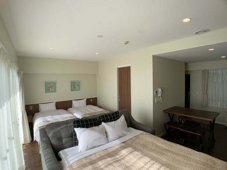 Hotel Seaside Condominium Rana Chatan