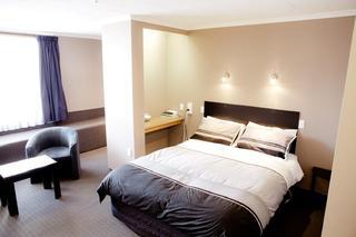 Fiordland Hotel & Motel