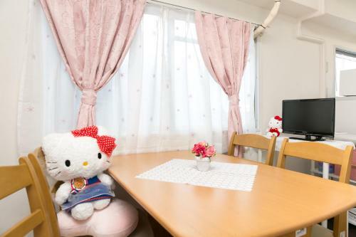 Shin-osaka High Floor Apartment