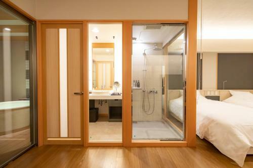 Kaike Yugetsu