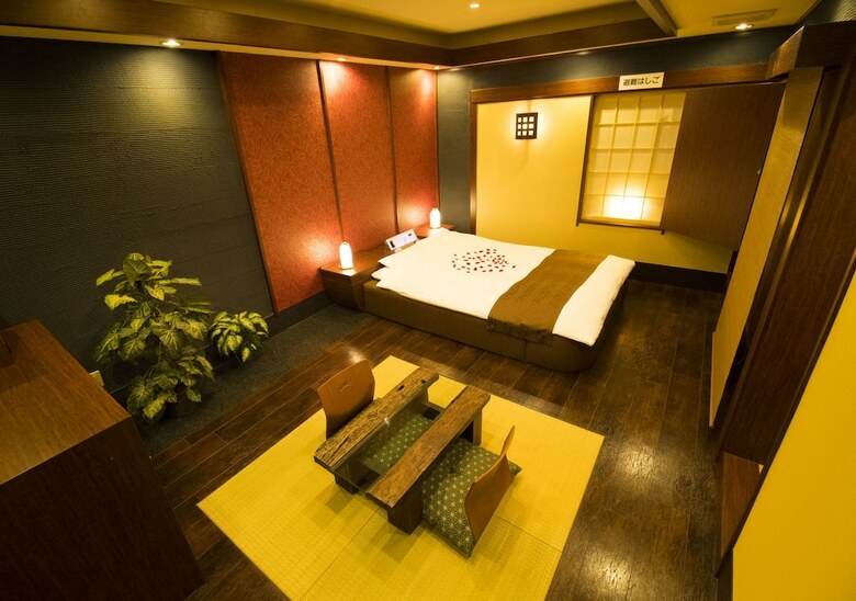 Hotel Metro (adult Only)