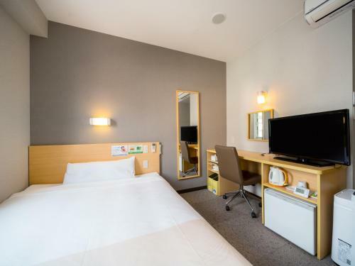 Super Hotel Yokkaichi Route 1