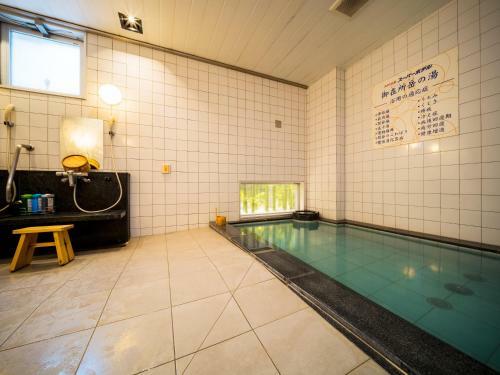 Super Hotel Yokkaichi Route 1