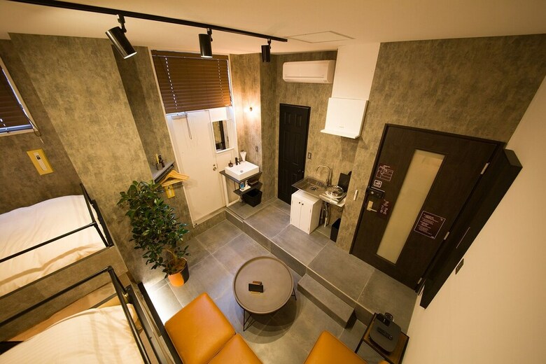 Mizuka Imaizumi 2 - Unmanned Hotel