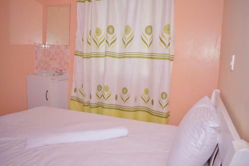 Greenvale Hotel