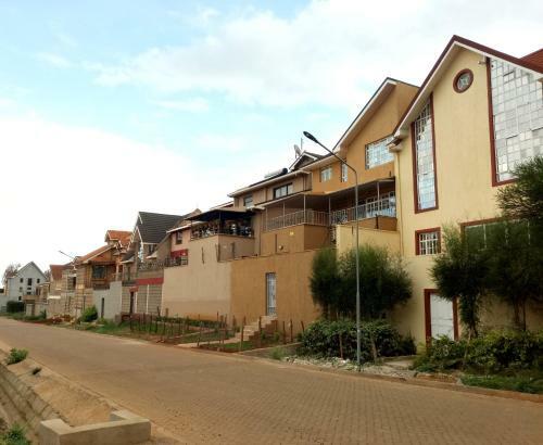 Nairobi Mansionette Home-stay