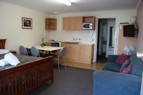 Warrnambool Holiday Park And Motel