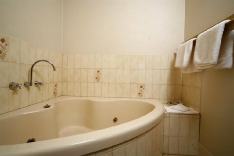 Best Western Tudor Motor Inn & Apartments