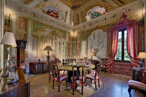 Pralungo Villa Sleeps 8 Air Con