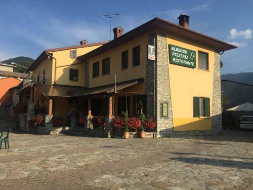 Hotel Albergo Bar Del Pino