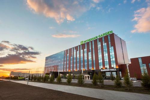 Hotel Wyndham Garden Astana