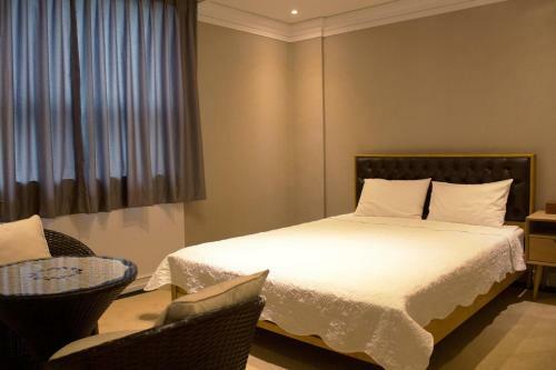 Tongdo Natural Tourist Hotel