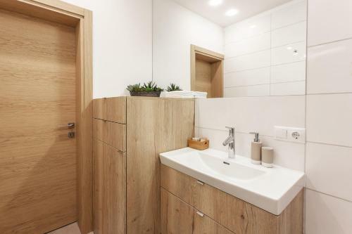 Totally New Luxury Apartment 2 Bedr