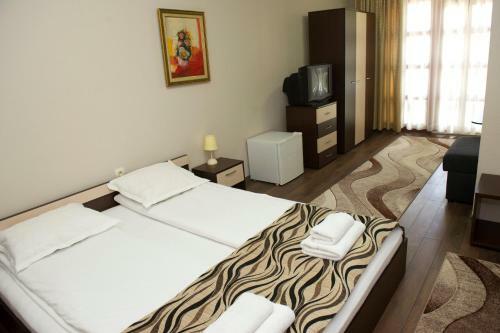Hotel St.st. Constantine And Helena