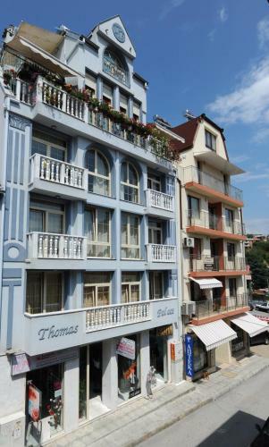 Thomas Palace Apartments