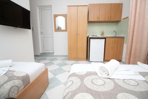 Hostal Apartments Cota Guesthouse
