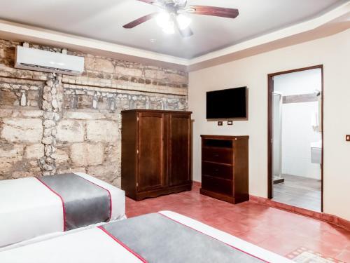 Collection O Zapata Hotel Y Plaza