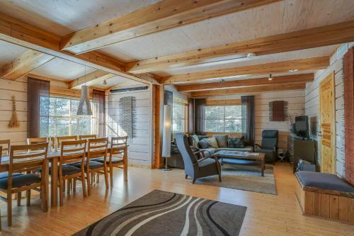 Lodge Ruka Safaris - Karhun Maja
