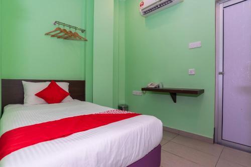 Oyo 1172 Hotel Shlyo
