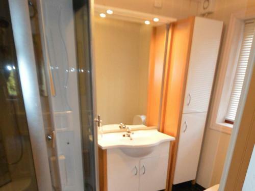 Apartamento Three-bedroom Holiday Home In �seral 7