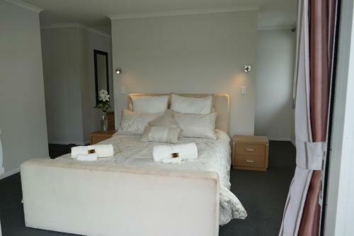 Luxury Ludemann Lodge