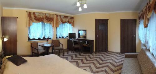 Hostal Pokoje Go?cinne Akacja