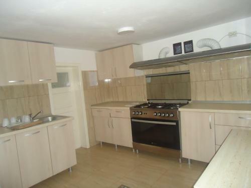 Hostal Pensiune Turistica Tihuta