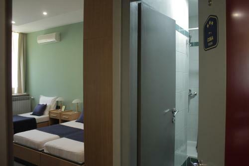 Bed & Breakfast Pansion In Club