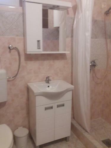 Apartmani Biljana Lazi?