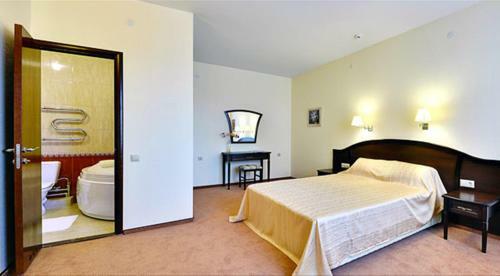 Hotel Lotos