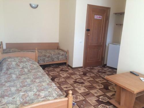 Hostal Chernomorochka Hotel