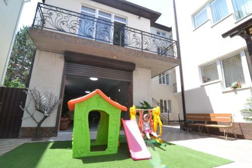 Posada Guest House Try Zvezdy