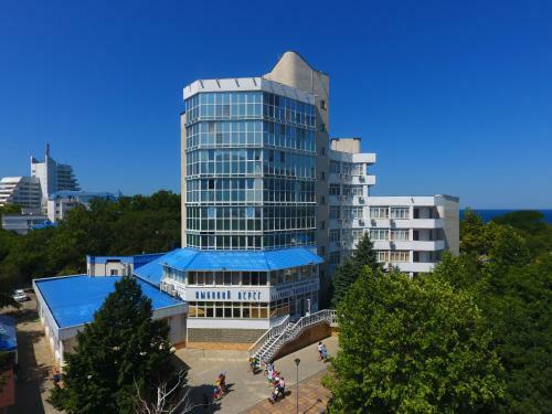 Hotel Vysoky Bereg Pansionat