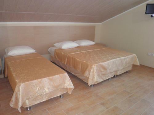Hostal Guest House Elza