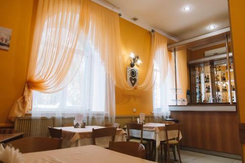 Nika Hotel