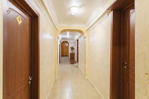 Kristall Hotel