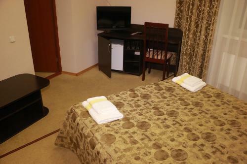 Hotel Snezhniy Bars Dombay