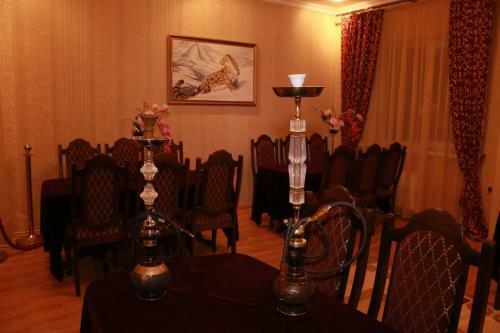 Hotel Snezhniy Bars Dombay