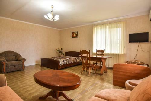 Hostal Guest House "golubaya Laguna"