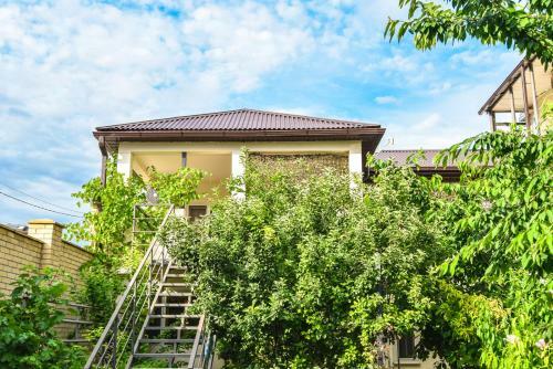 Hostal Guest House "golubaya Laguna"