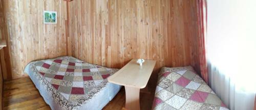Hostal "????????? ?????"