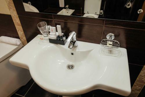 Avrora Business Hotel And Spa