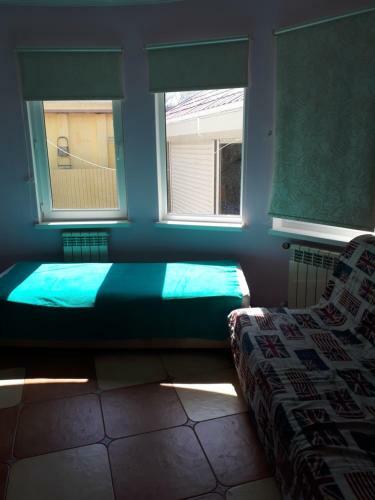 Hostal Guesthouse Lotos