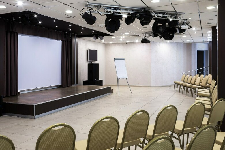 Cosmos Petrozavodsk Hotel