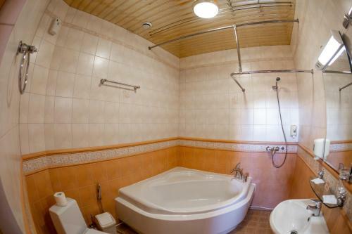 Prionezhsky Club Hotel