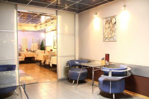 Prionezhsky Club Hotel