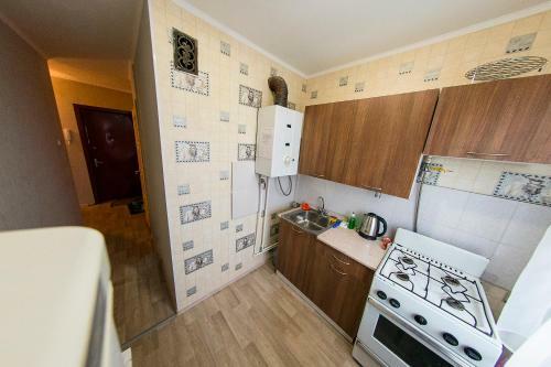 Apartment On Metallistov 3