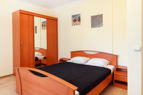 Apartment Complex Daudel 6