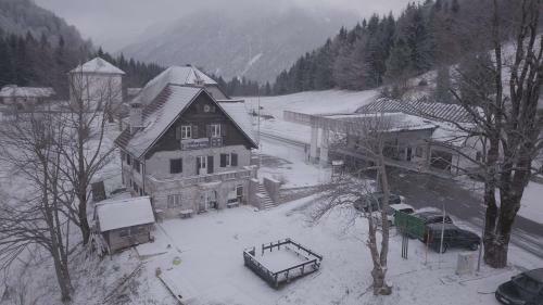 Hostal Guest House Hermanov Hram