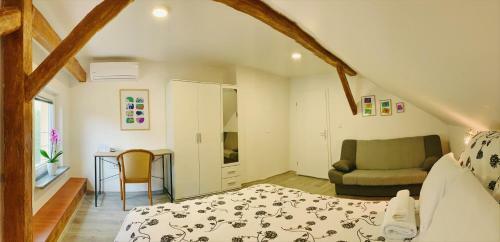Hostal Lina Rooms